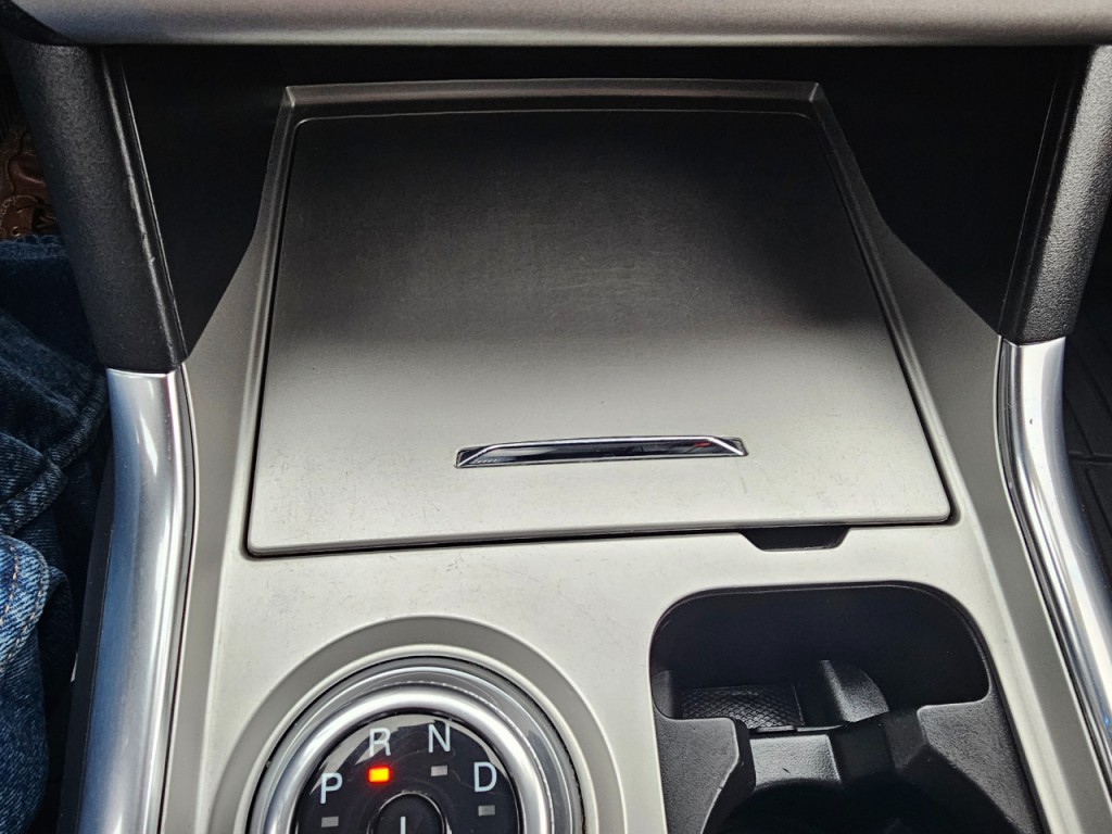 2022 Ford Explorer Image 43