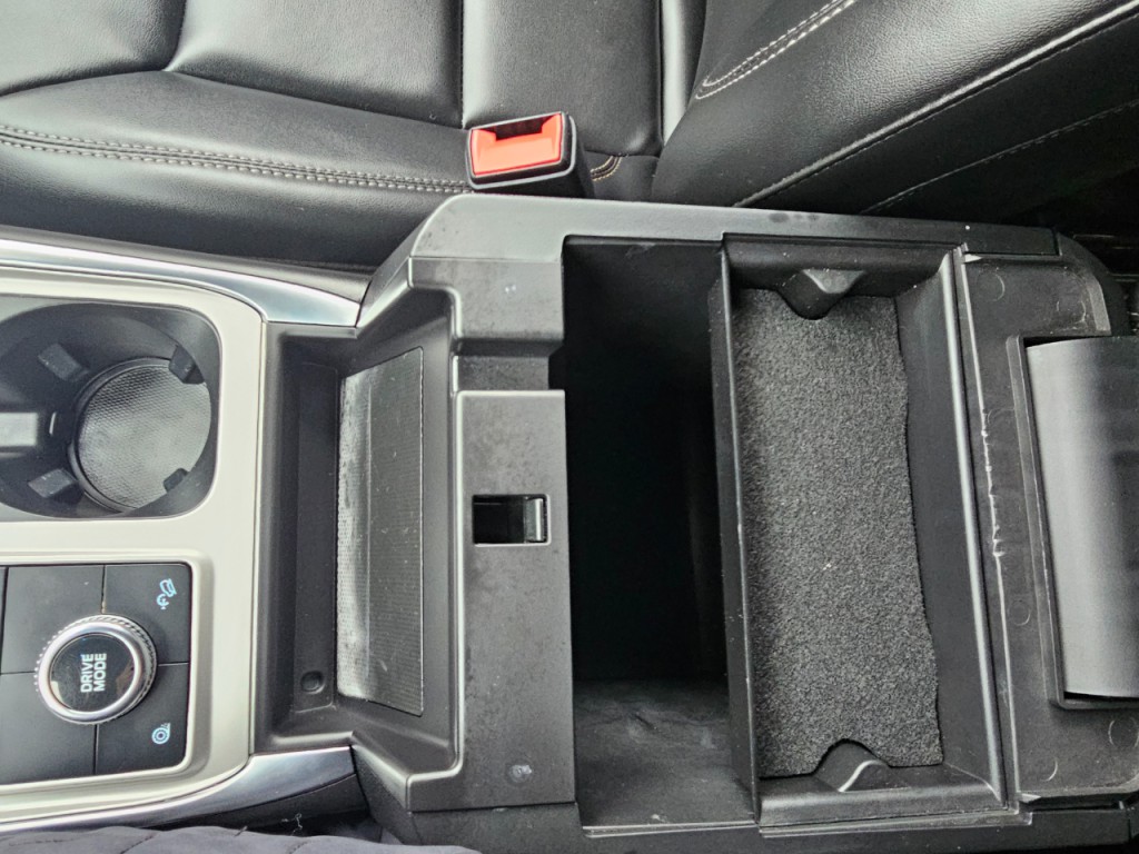 2022 Ford Explorer Image 46