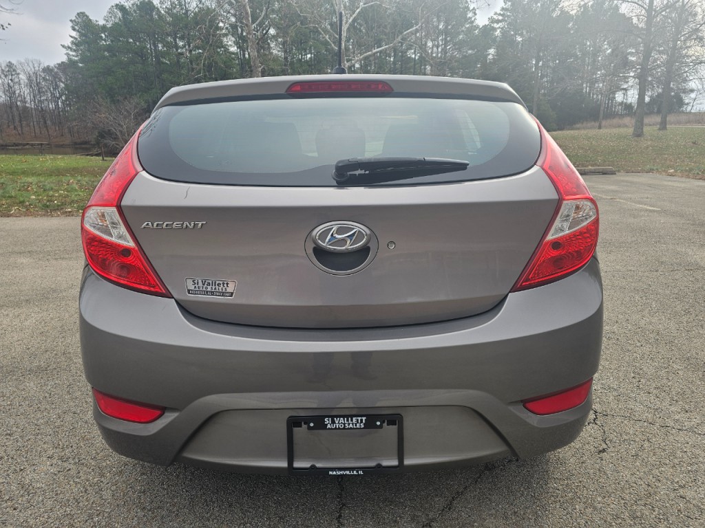 2017 Hyundai Accent Image 7