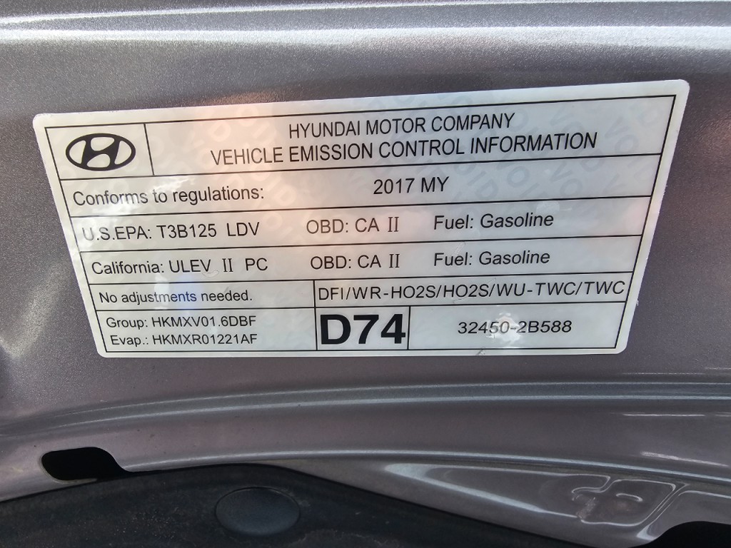 2017 Hyundai Accent Image 27