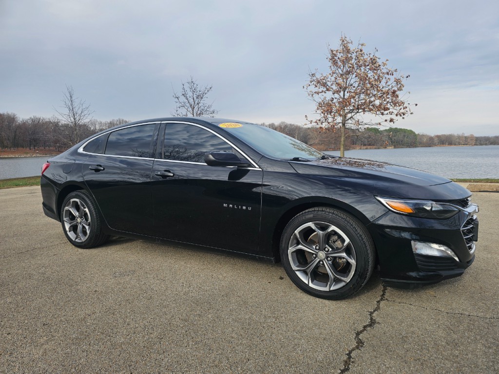 2020 Chevrolet Malibu Image 3