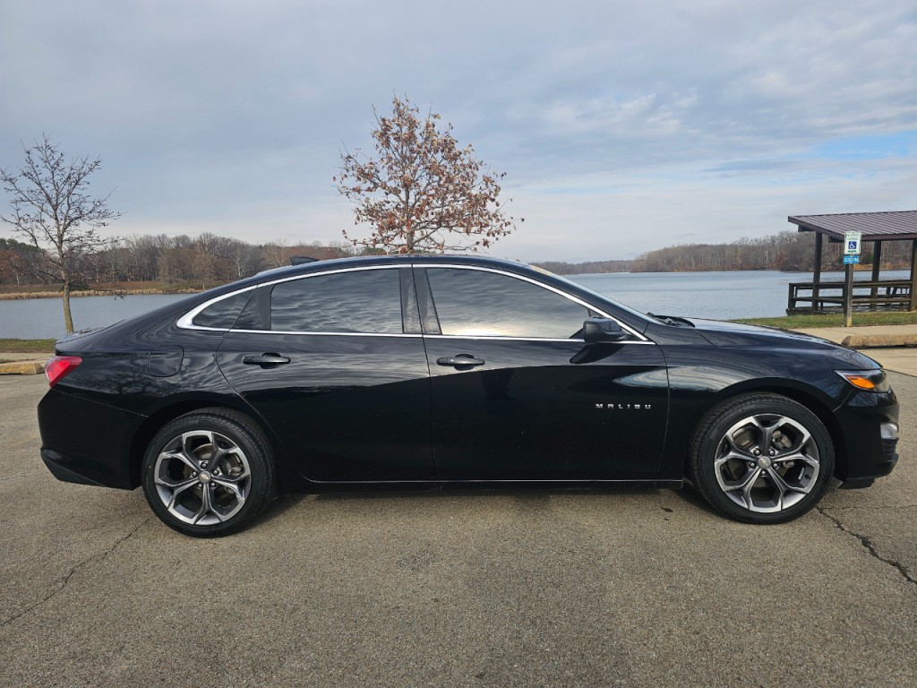 2020 Chevrolet Malibu Image 4