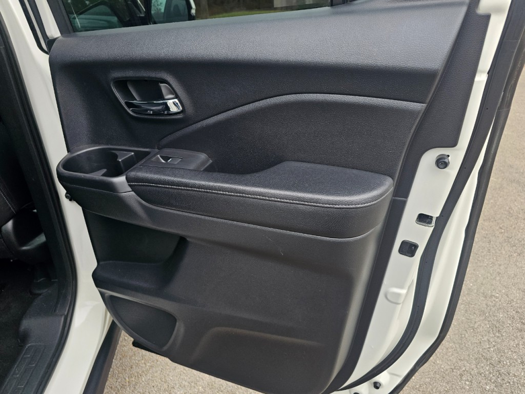 2018 Honda Ridgeline Image 19