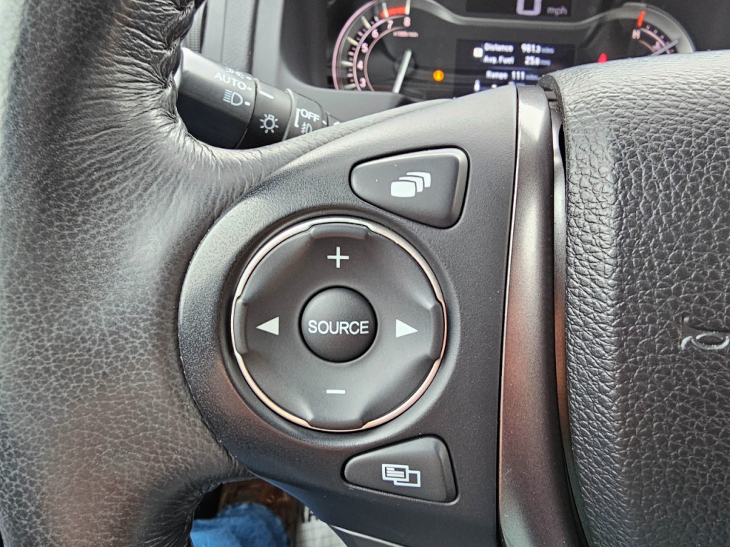 2018 Honda Ridgeline Image 37