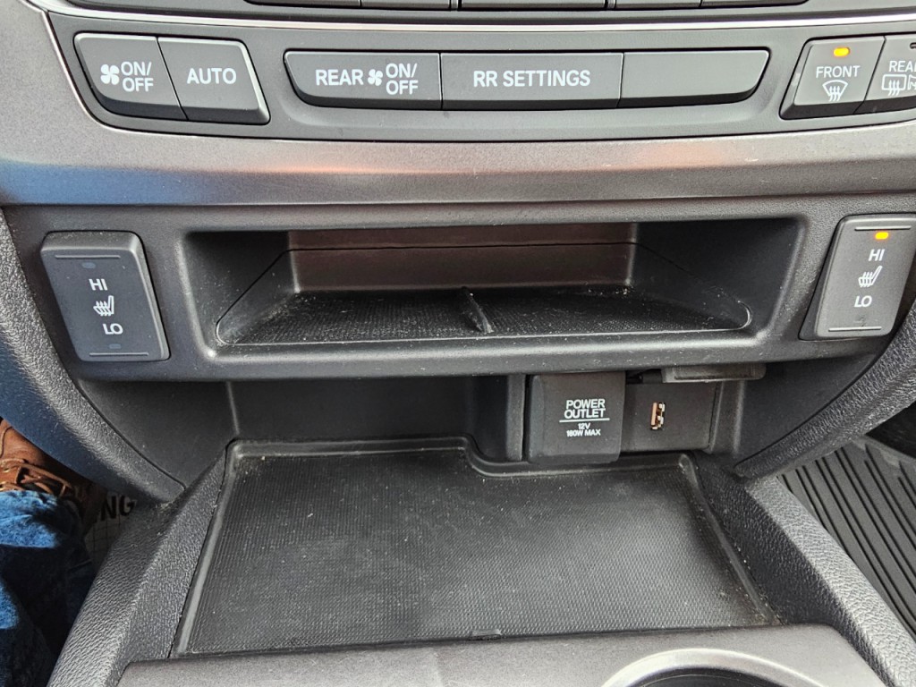 2018 Honda Ridgeline Image 48