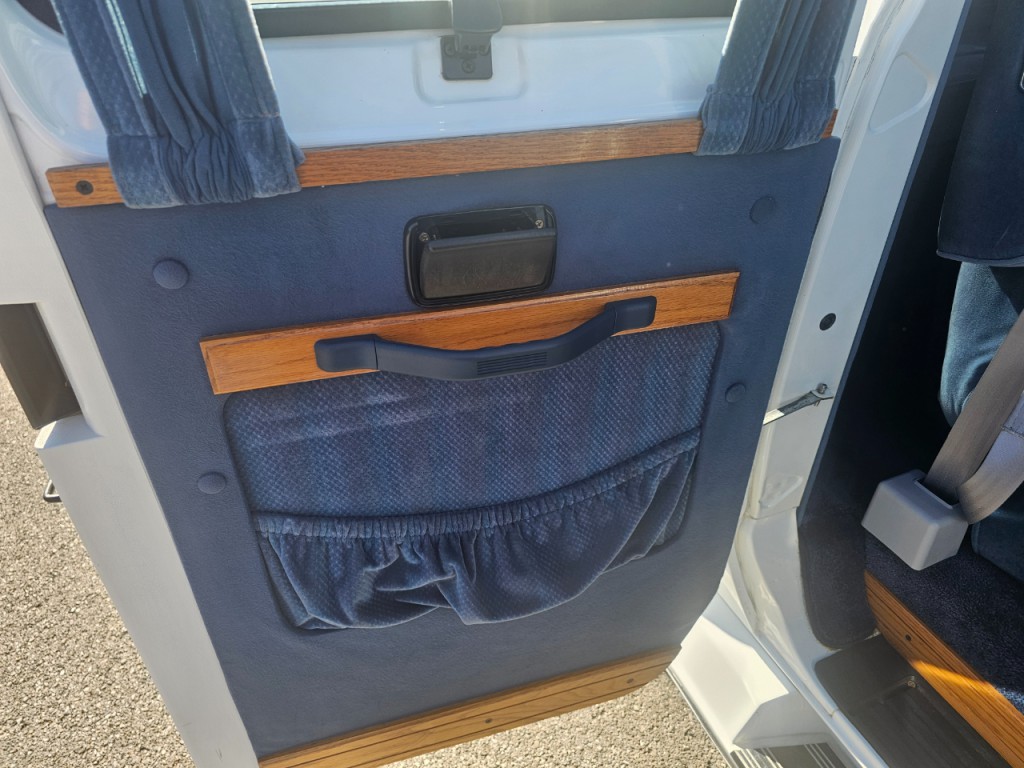 1994 Dodge Ram Van Image 41
