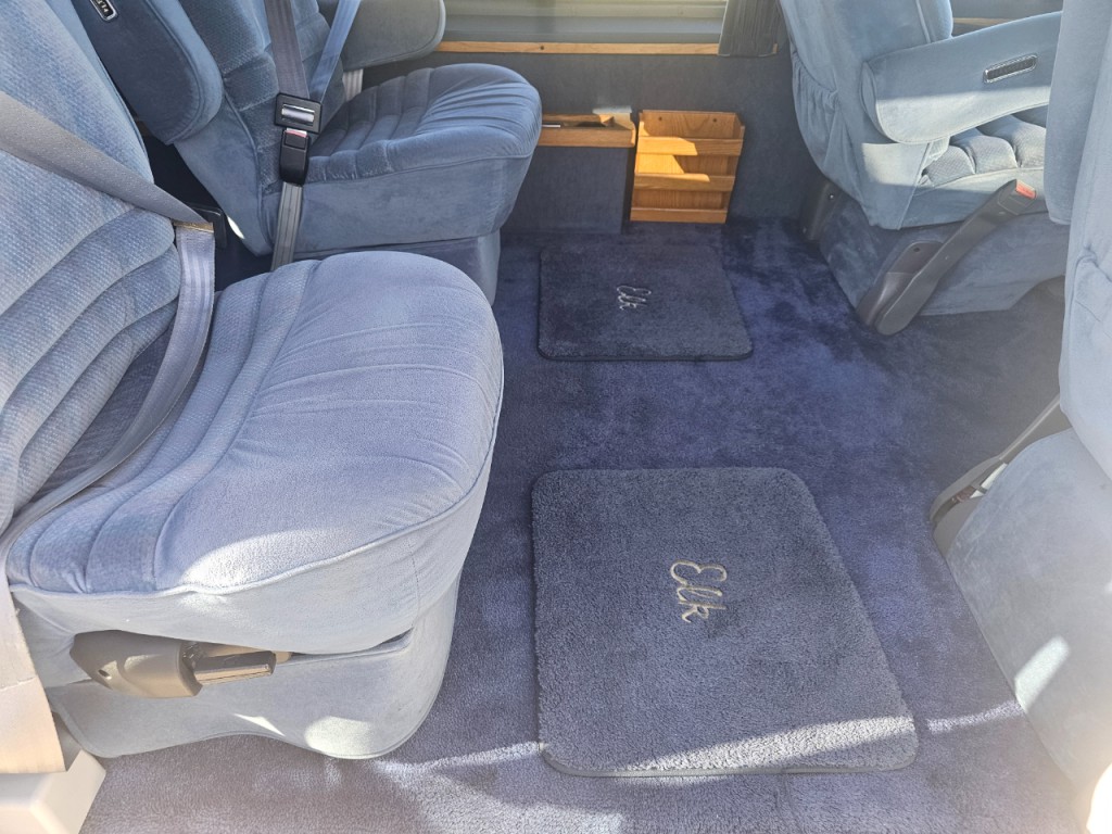 1994 Dodge Ram Van Image 43
