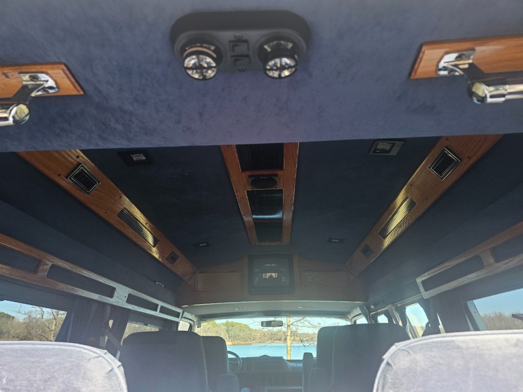 1994 Dodge Ram Van Image 49