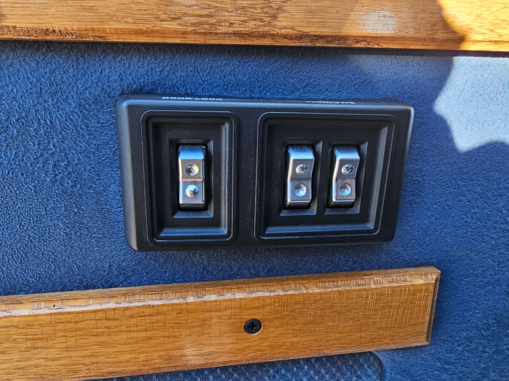 1994 Dodge Ram Van Image 56