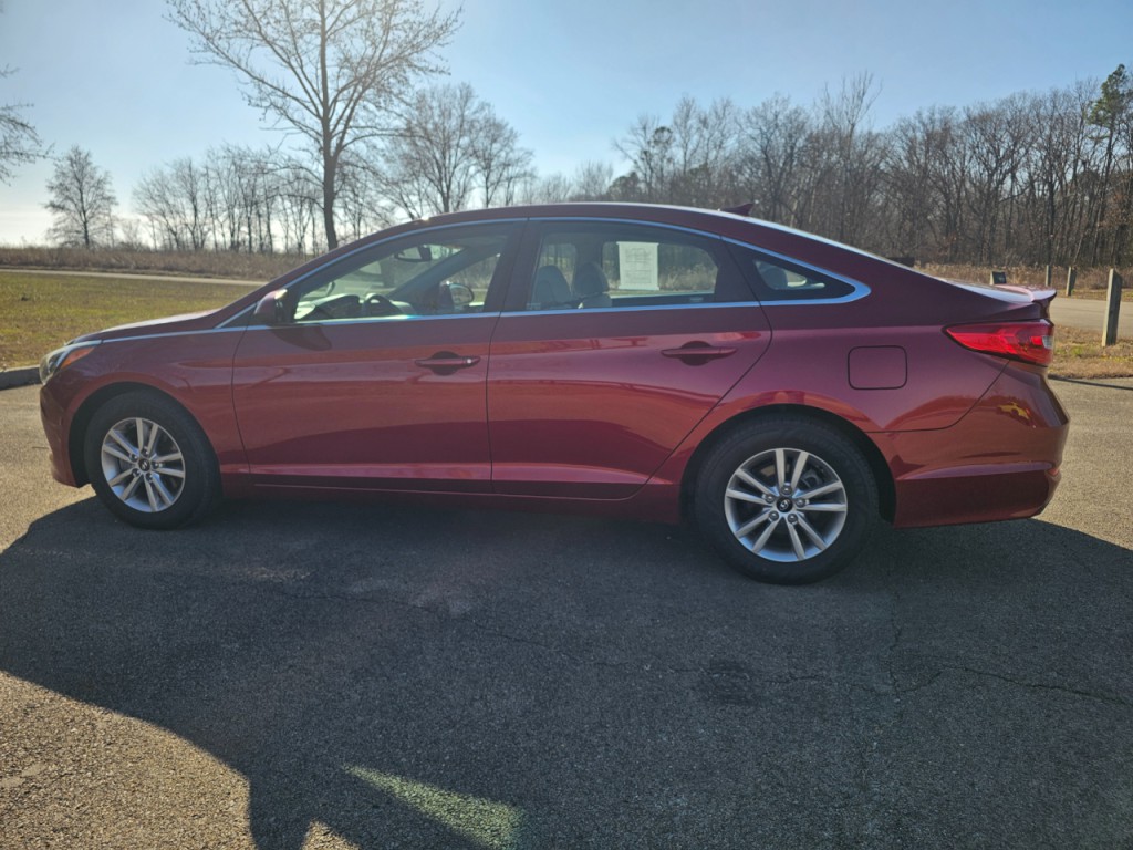 2016 Hyundai Sonata Image 9