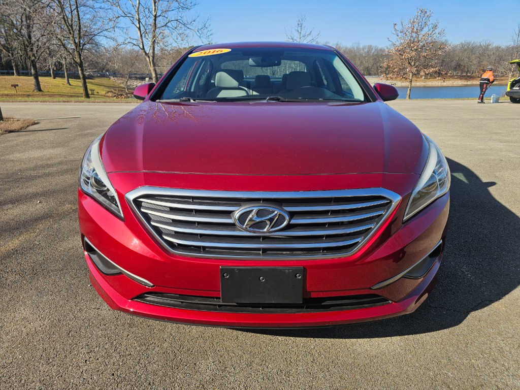 2016 Hyundai Sonata Image 13