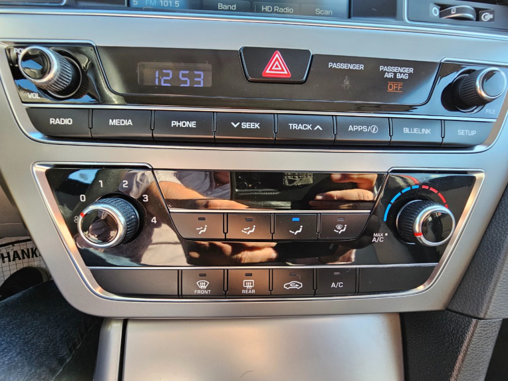 2016 Hyundai Sonata Image 42