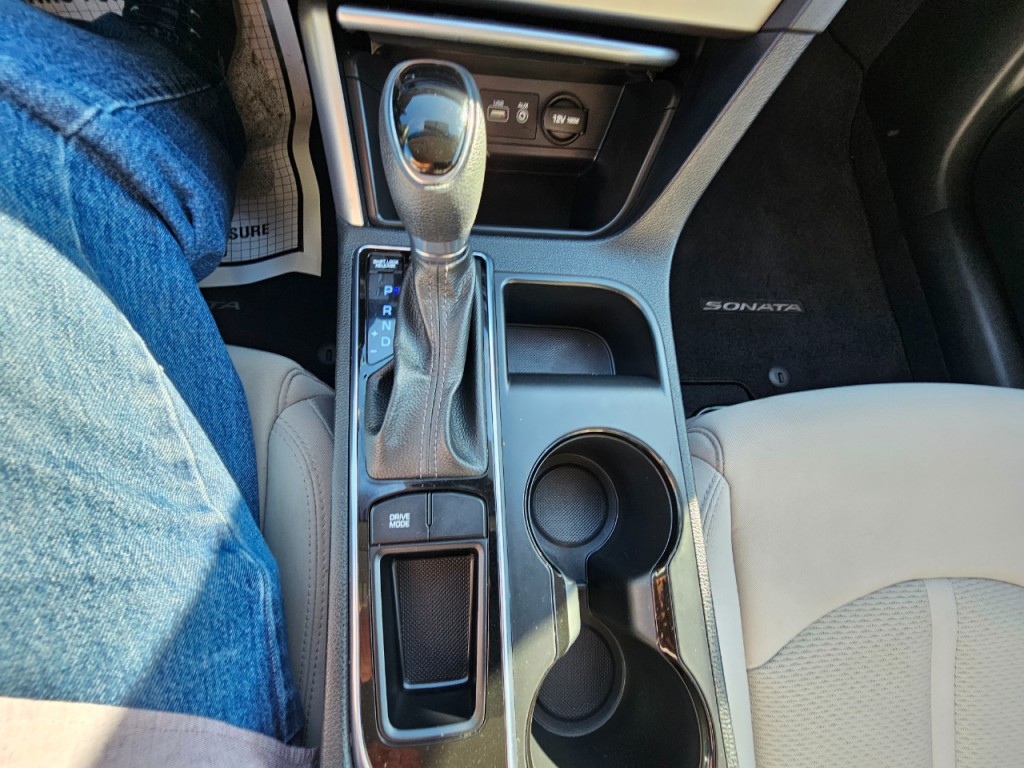 2016 Hyundai Sonata Image 44