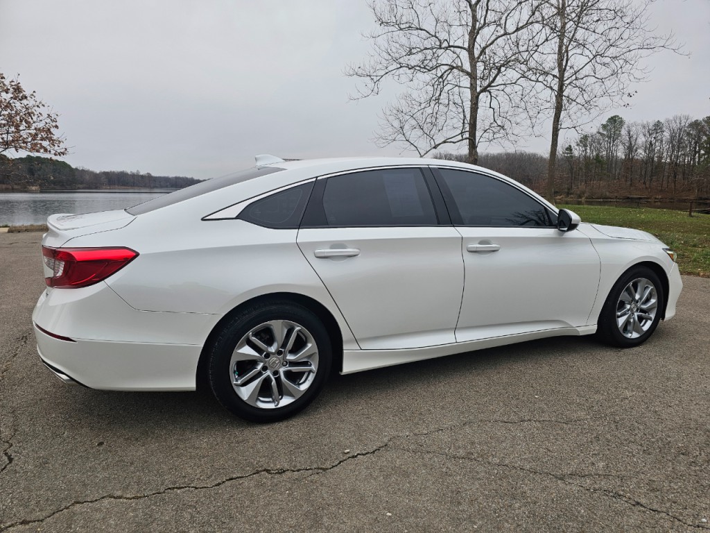 2020 Honda Accord Image 5