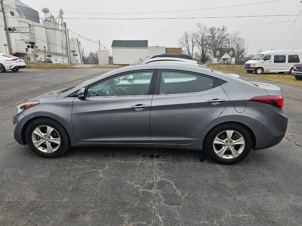 2016 Hyundai Elantra Image 5