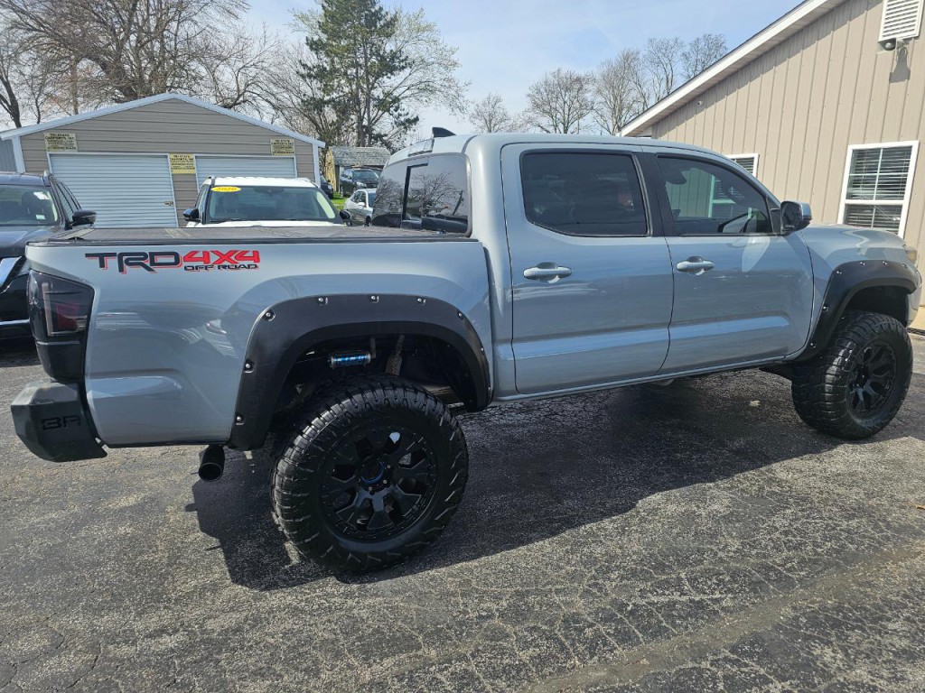 2019 Toyota Tacoma Image 3