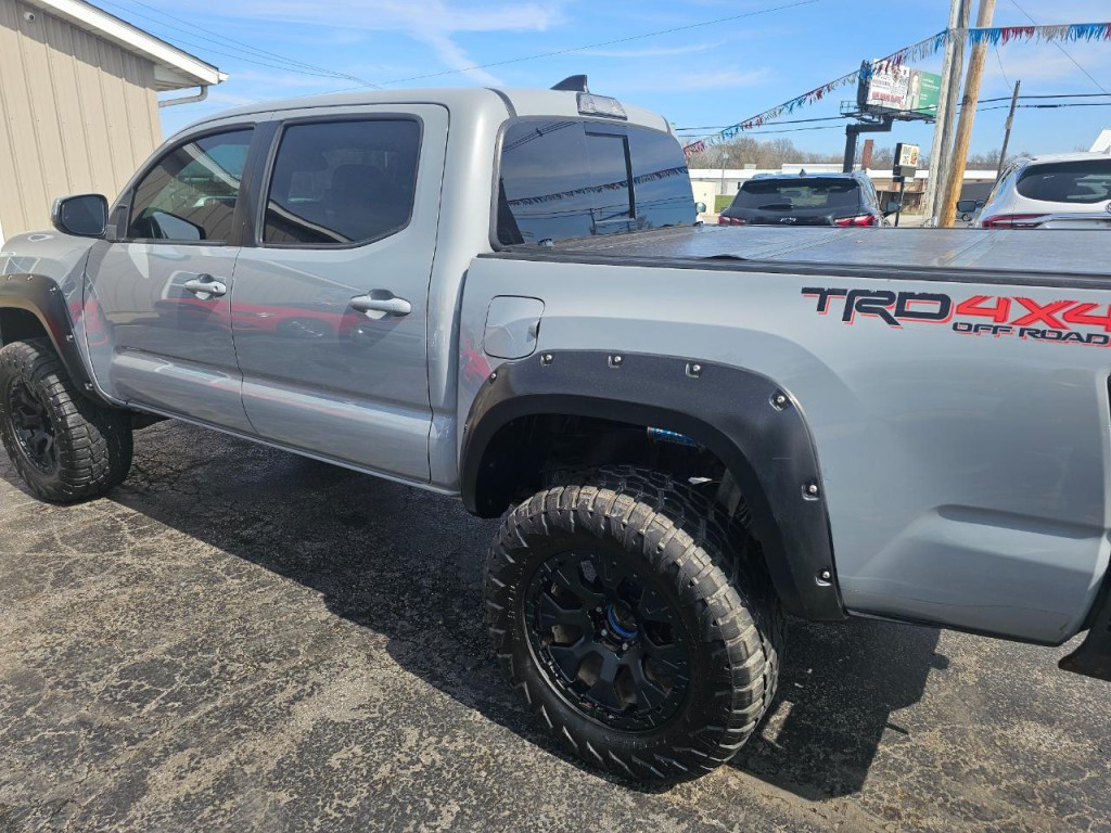 2019 Toyota Tacoma Image 5