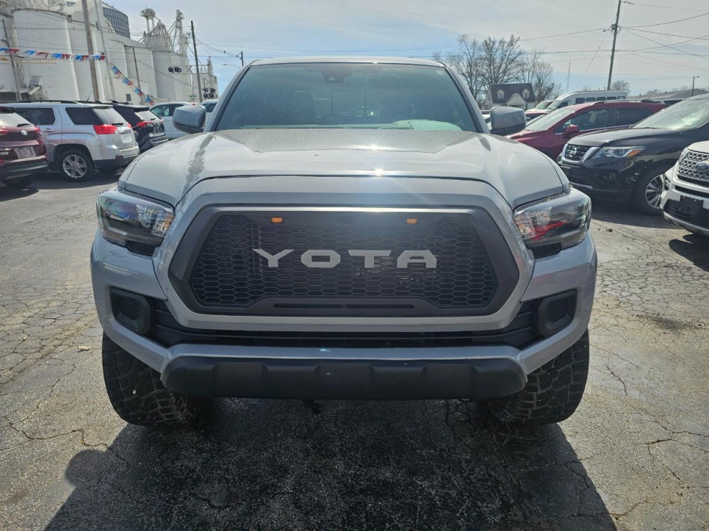 2019 Toyota Tacoma Image 8