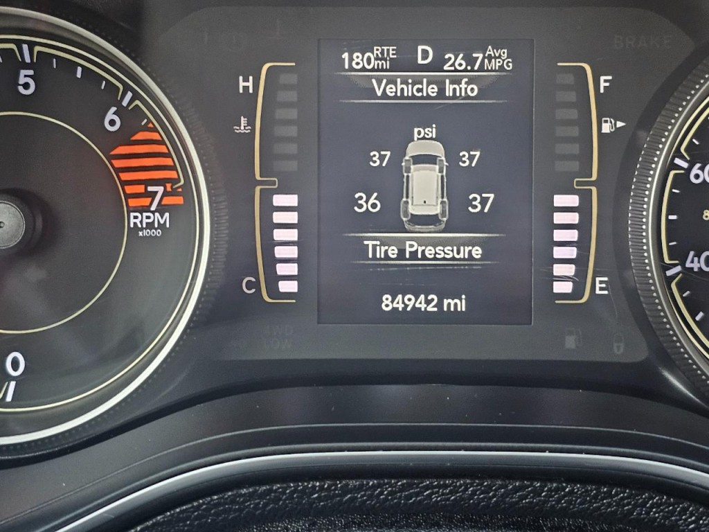 2020 Jeep Cherokee Image 35