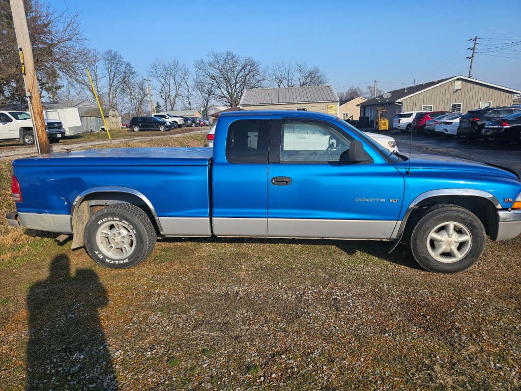 1998 Dodge Dakota Image 2