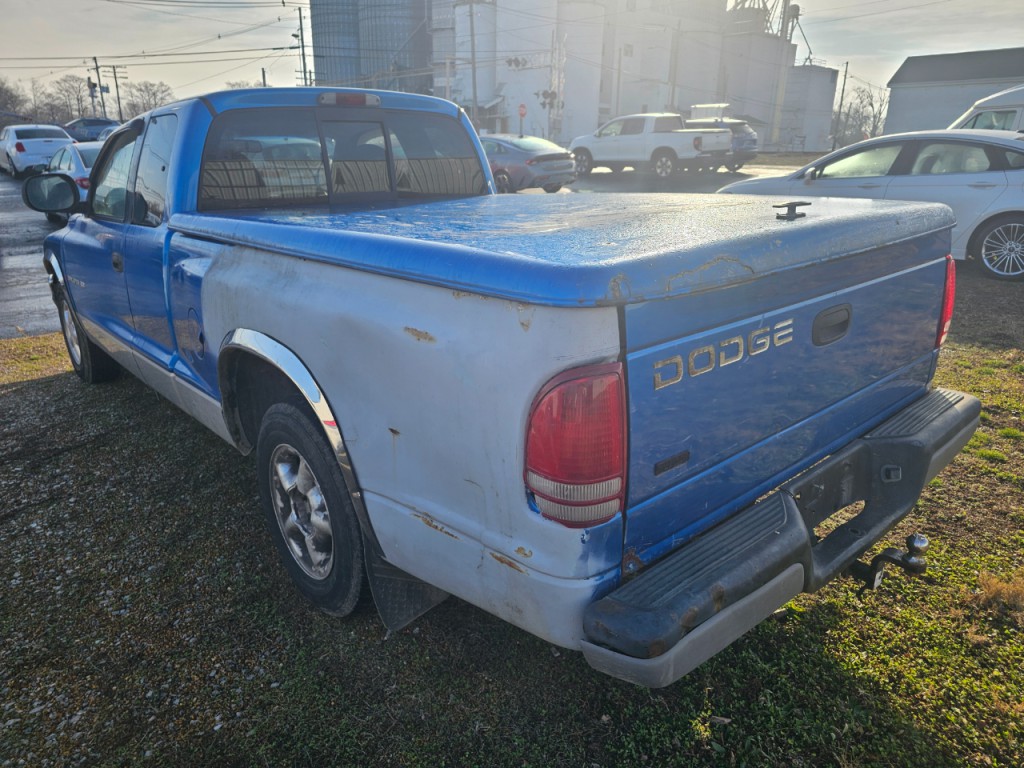 1998 Dodge Dakota Image 4