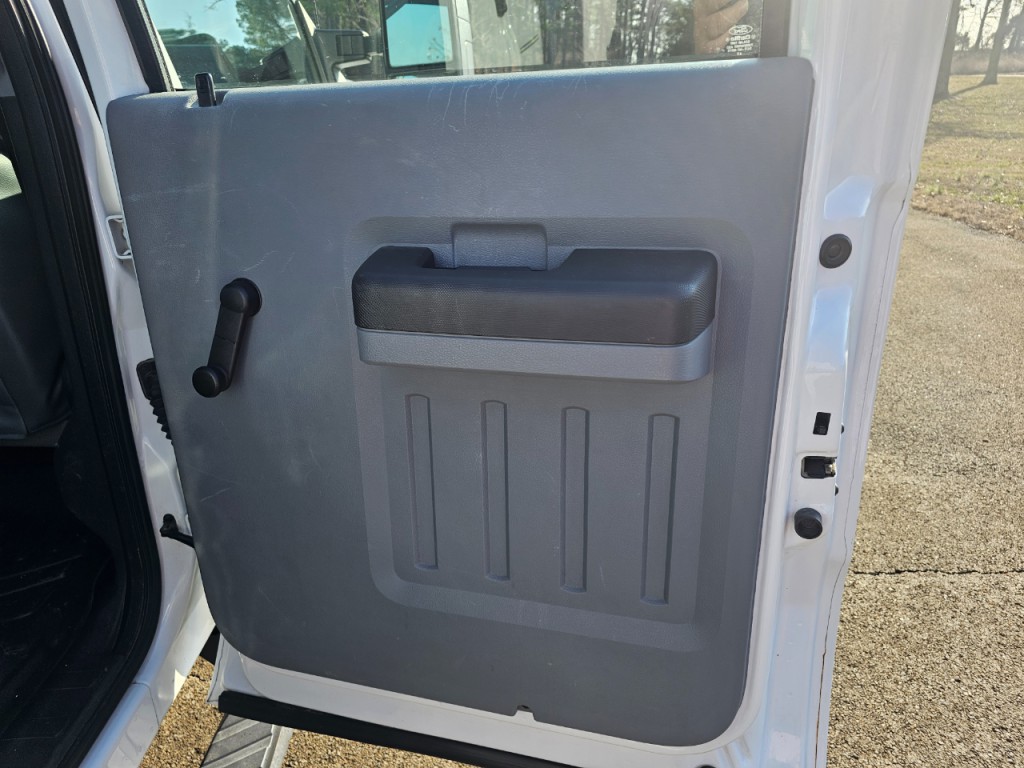 2016 Ford F-250 Image 20