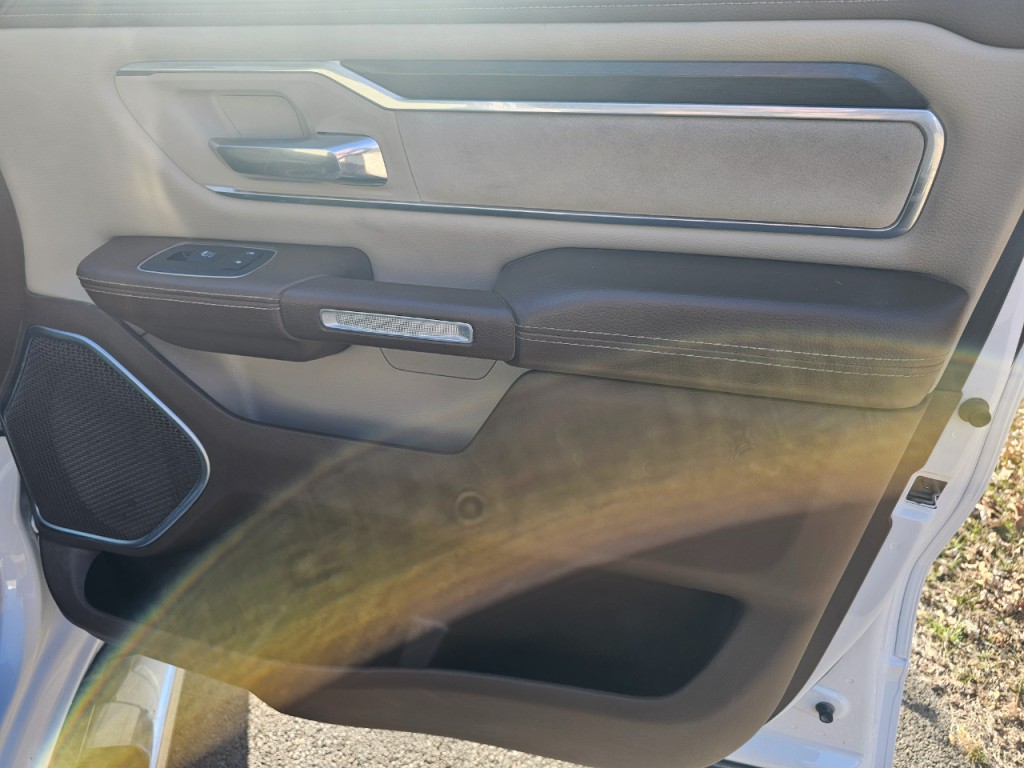 2021 RAM 1500 Image 16