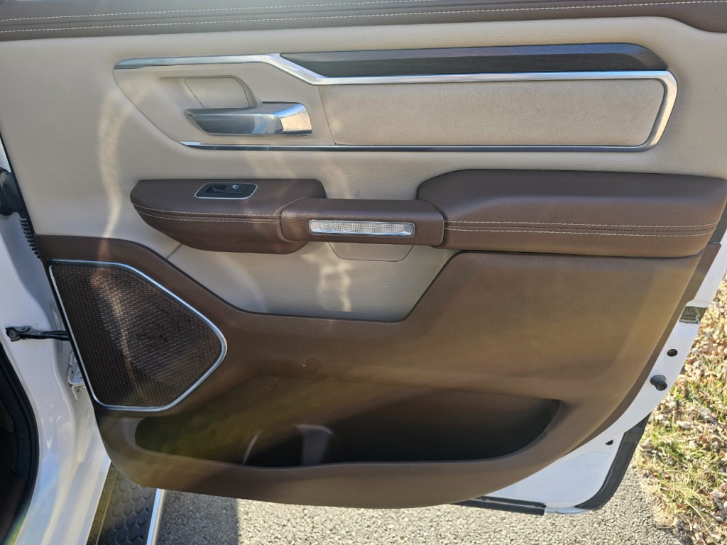2021 RAM 1500 Image 19