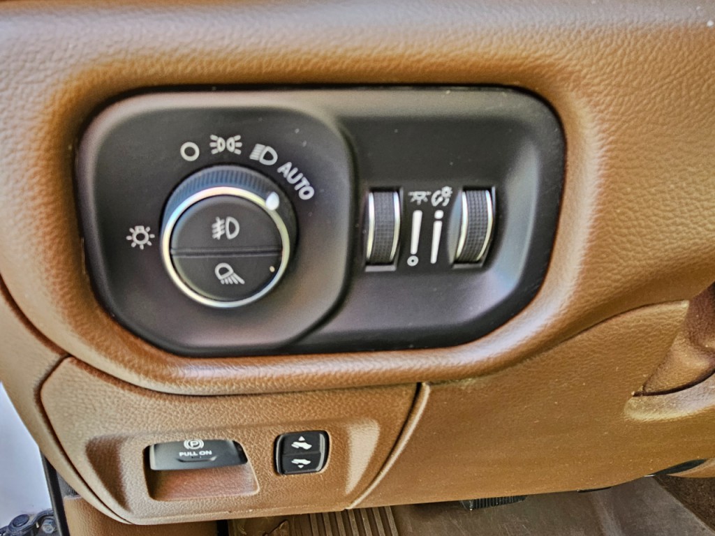 2021 RAM 1500 Image 33