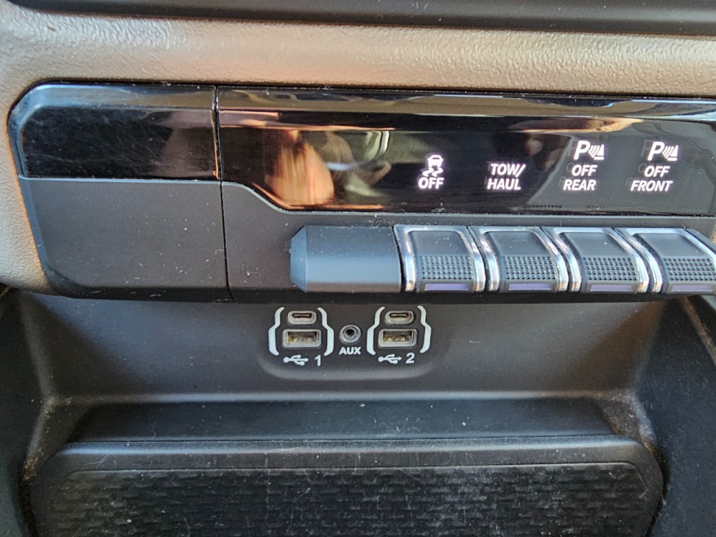 2021 RAM 1500 Image 48