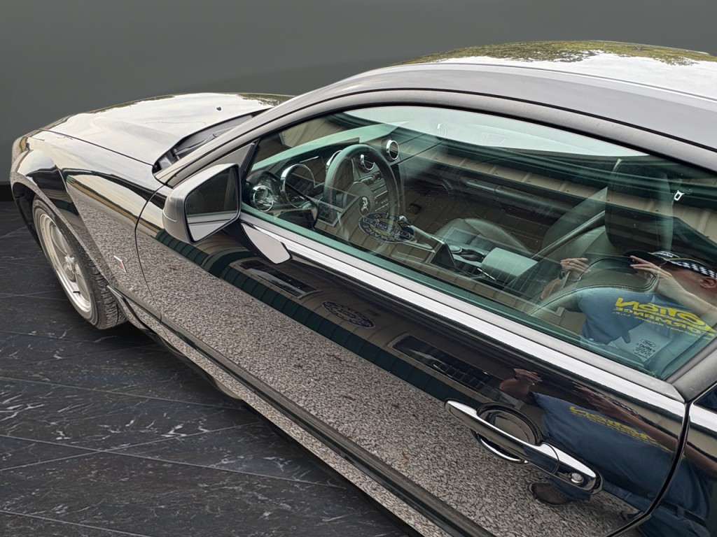 2005 Ford Mustang Image 14