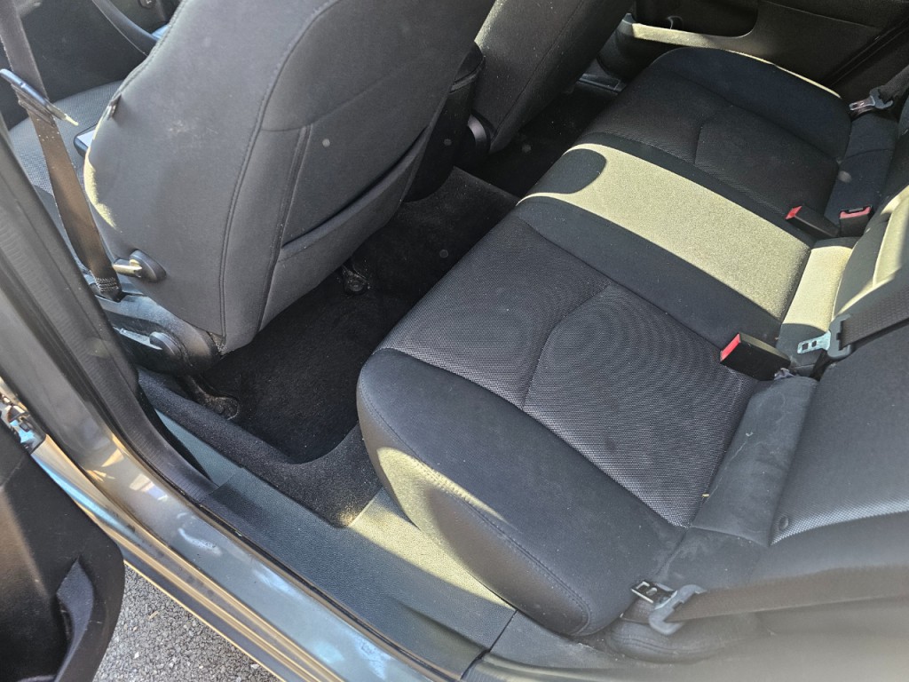 2013 Dodge Avenger Image 8