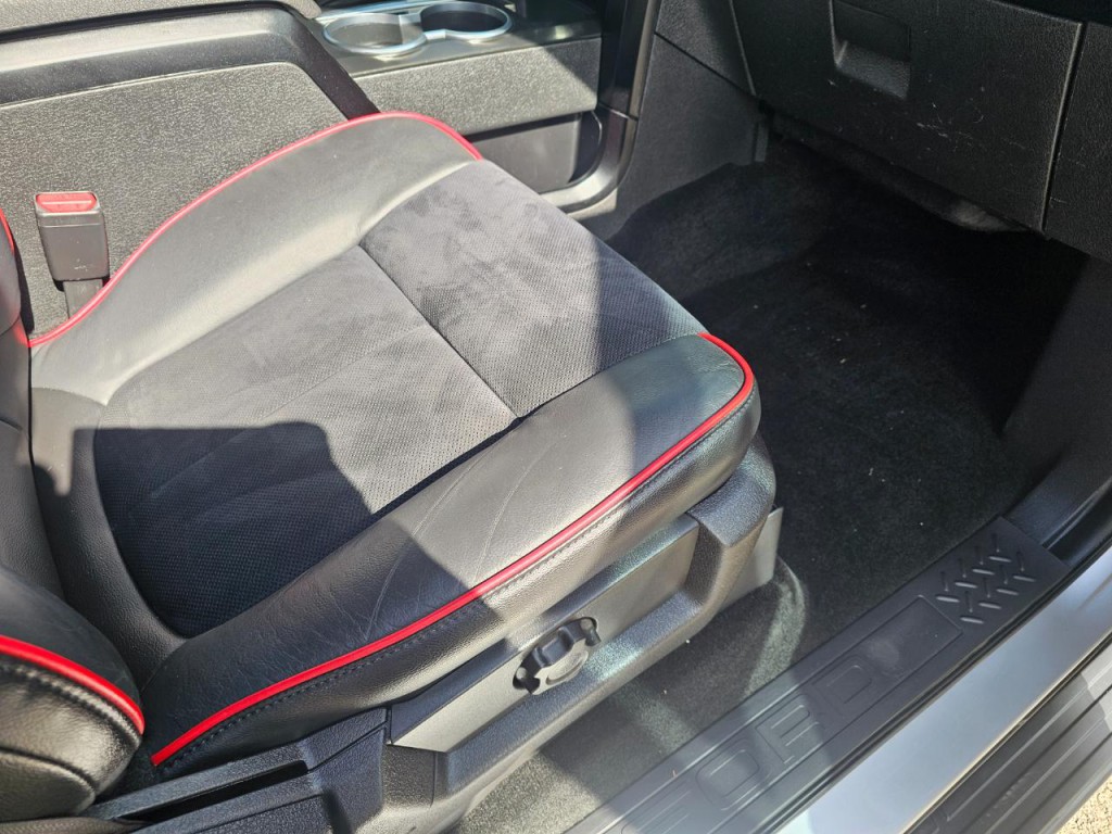 2014 Ford F-150 Image 19