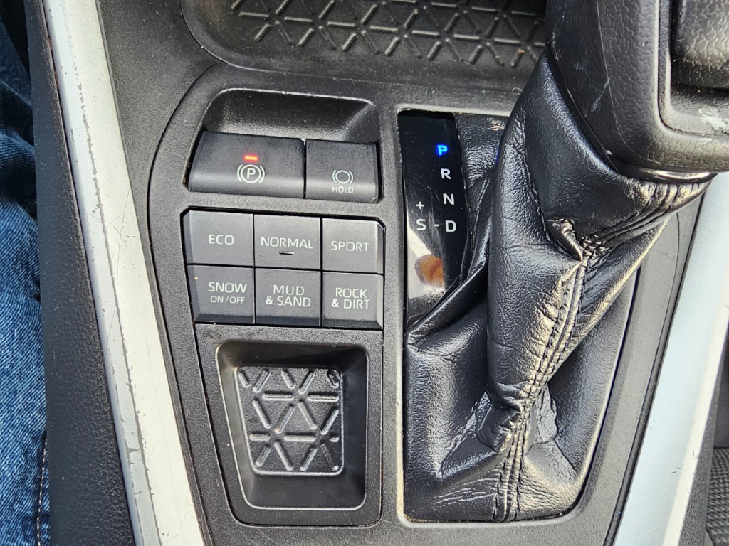 2020 Toyota Rav4 Image 40