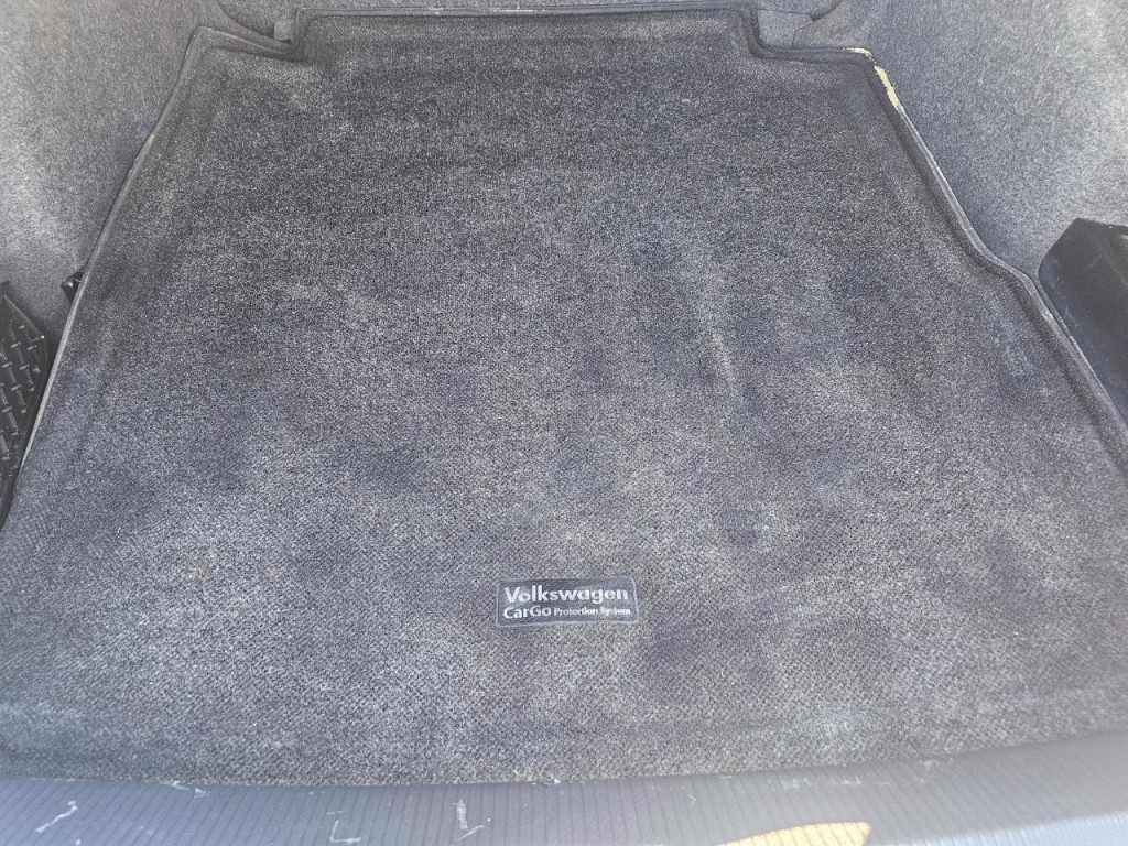 2015 Volkswagen Passat Image 21