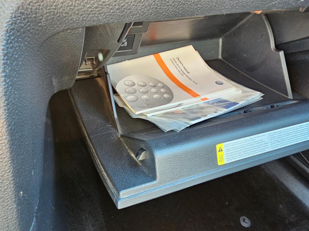 2015 Volkswagen Passat Image 45