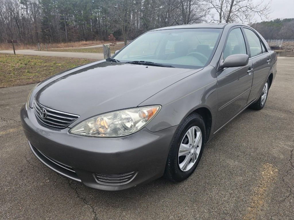 2006 Toyota Camry Image 12