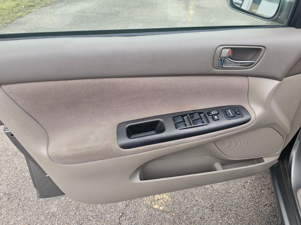 2006 Toyota Camry Image 23