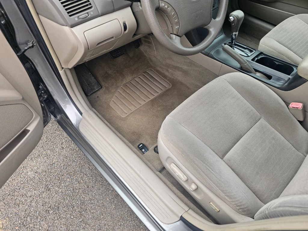 2006 Toyota Camry Image 24