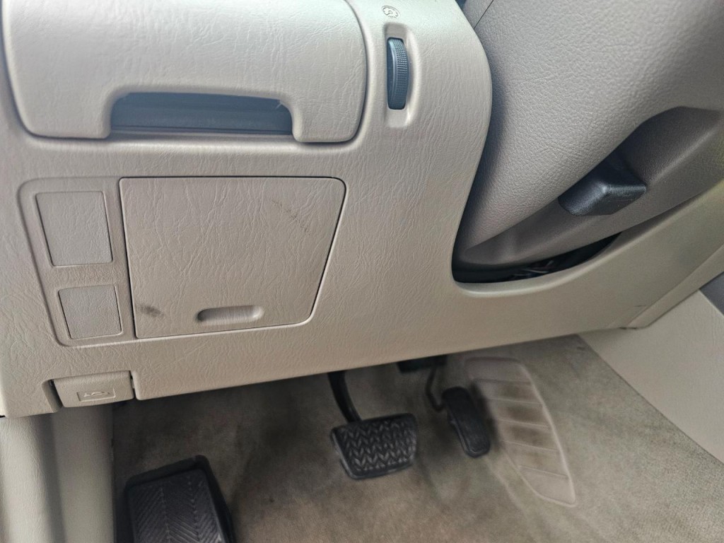 2006 Toyota Camry Image 31