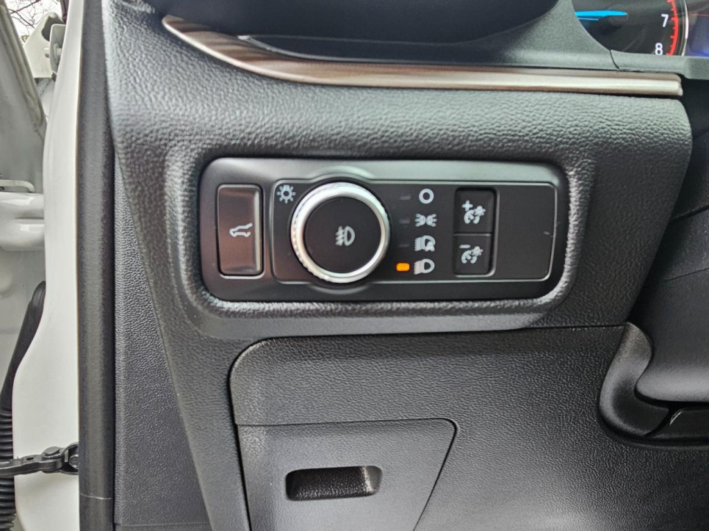 2020 Ford Explorer Image 36