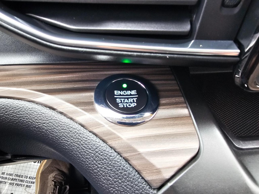 2020 Ford Explorer Image 42