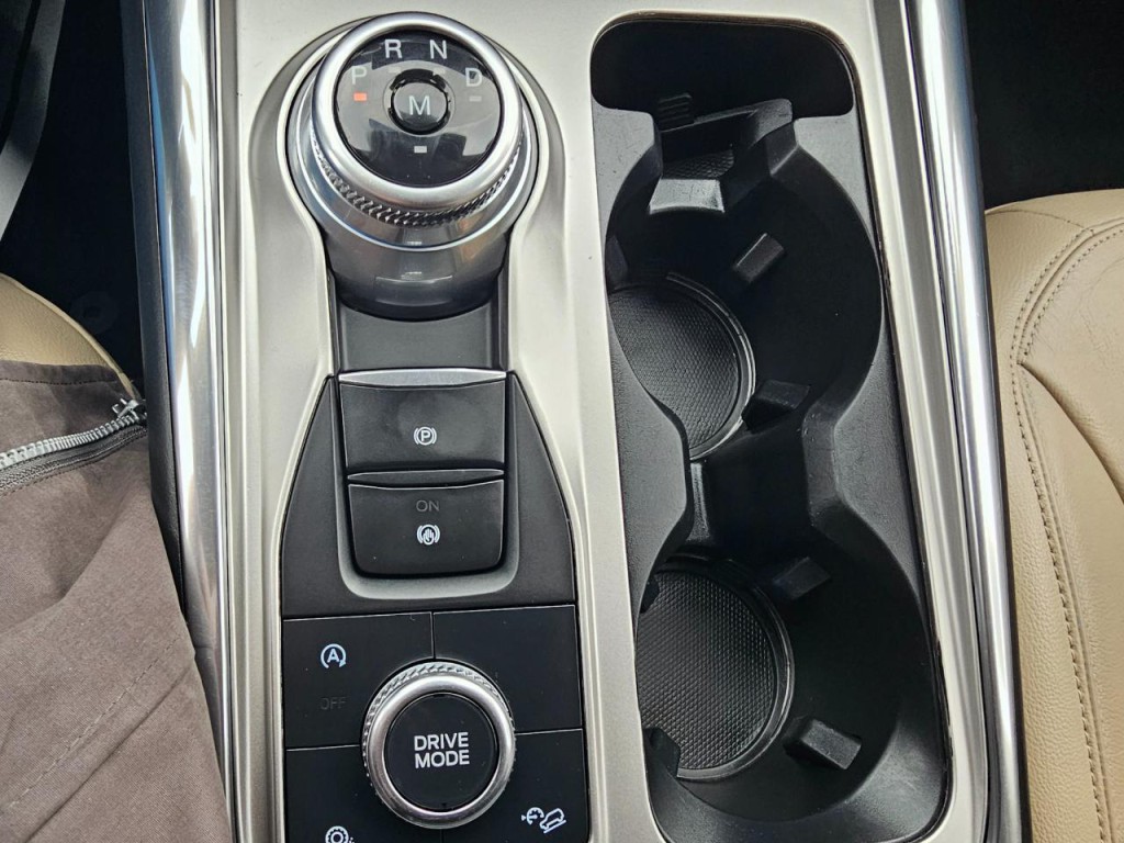 2020 Ford Explorer Image 48