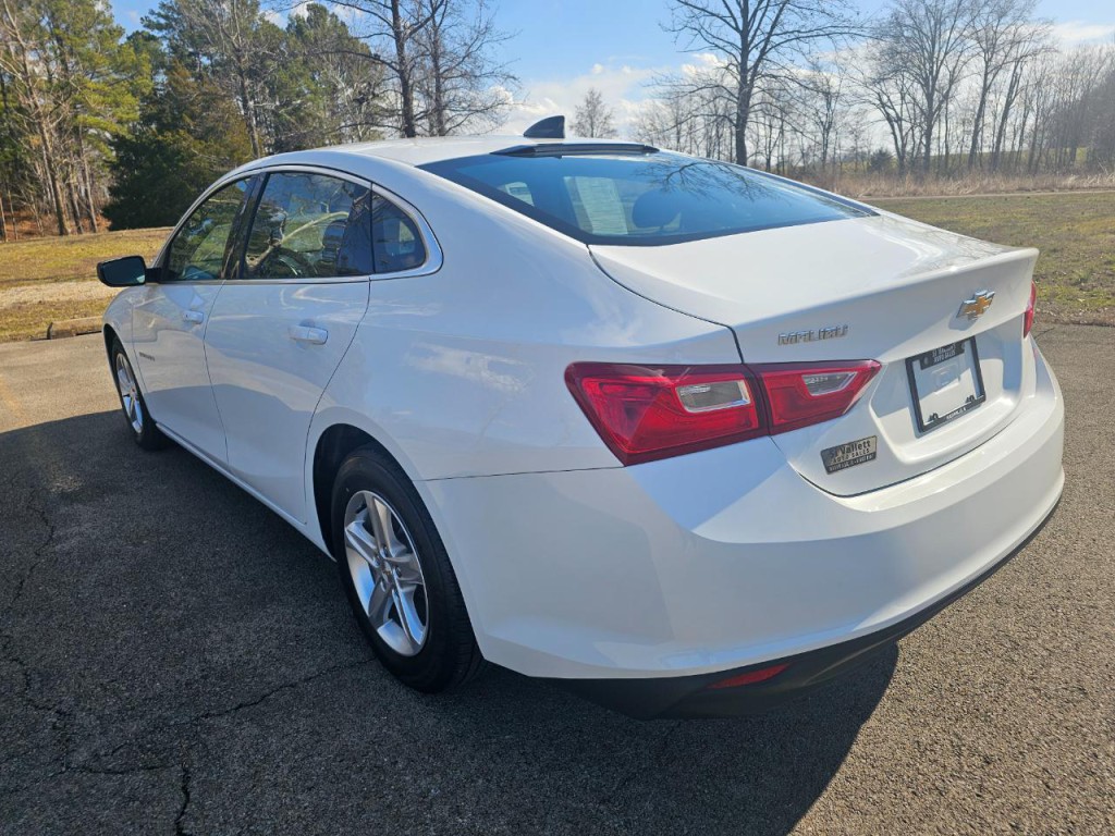 2023 Chevrolet Malibu Image 8