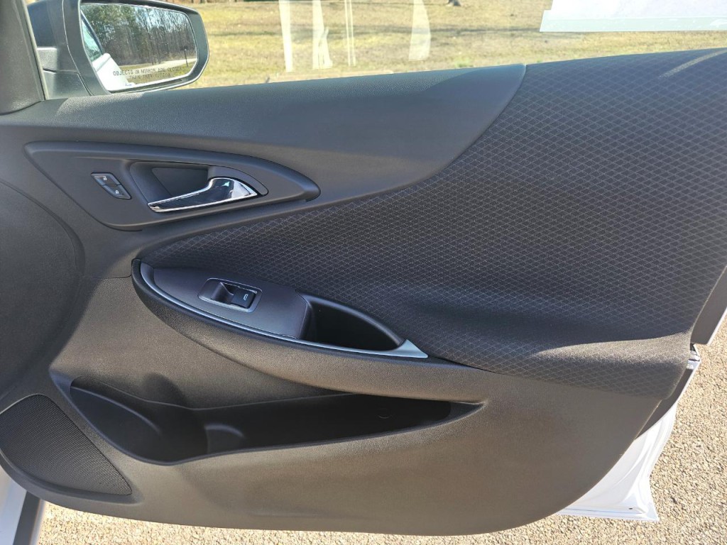 2023 Chevrolet Malibu Image 16