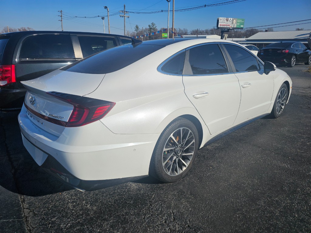 2020 Hyundai Sonata Image 2
