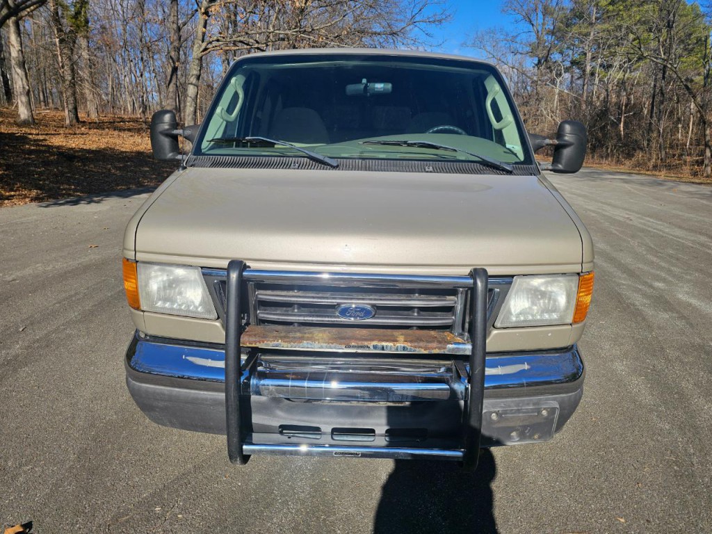 2007 Ford Econoline Image 13