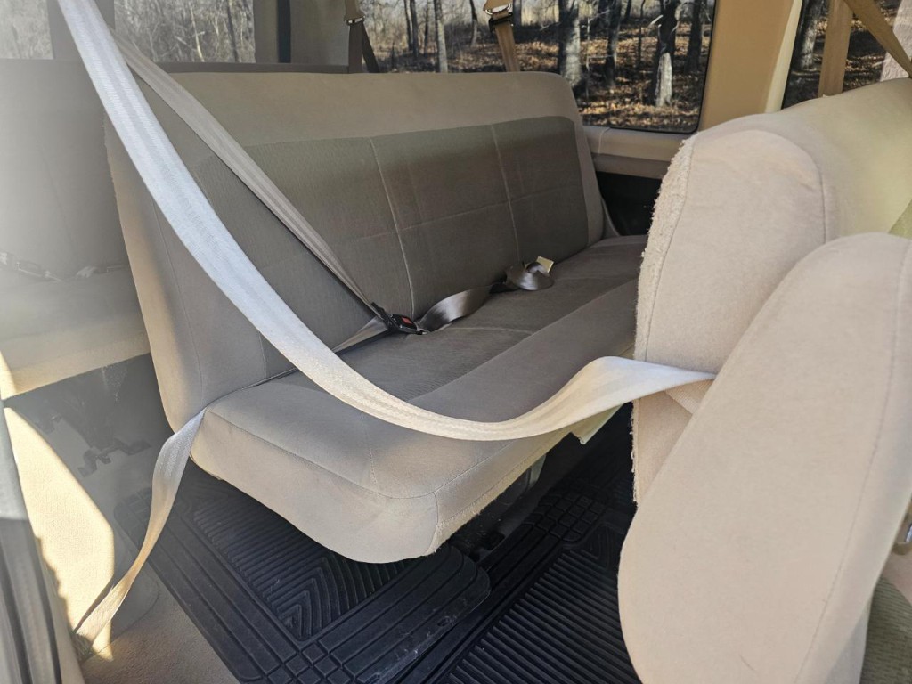 2007 Ford Econoline Image 20