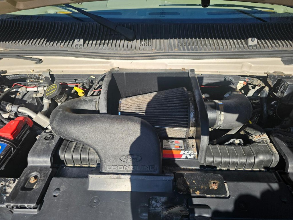 2007 Ford Econoline Image 28