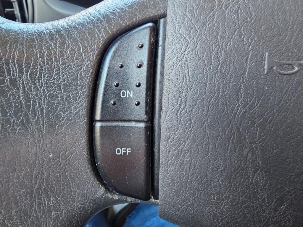 2007 Ford Econoline Image 35